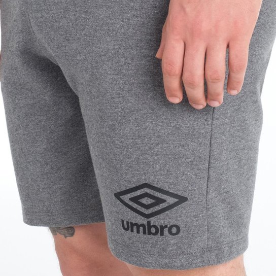 Bermuda Masculina Umbro Essential