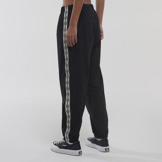 Calça Umbro Tape FC