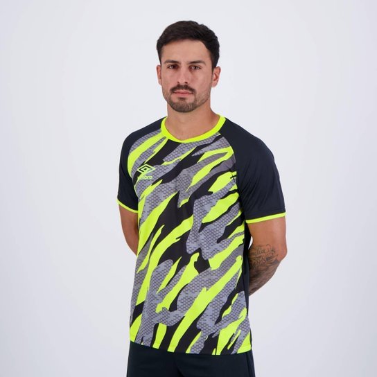 Camisa Umbro Artillery Preto e Verde
