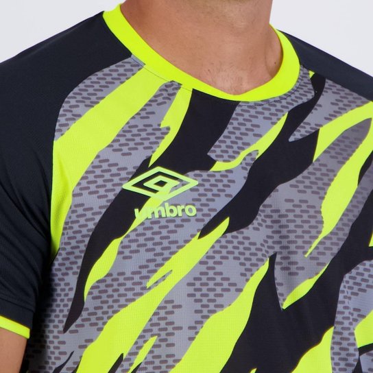 Camisa Umbro Artillery Preto e Verde