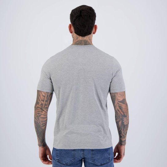 Camiseta Umbro Essential