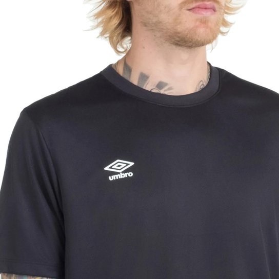 Camiseta Umbro Legacy Masculina