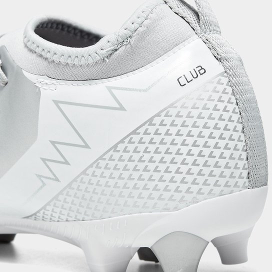 Chuteira Campo Umbro Adamant Top Speed Club Unissex