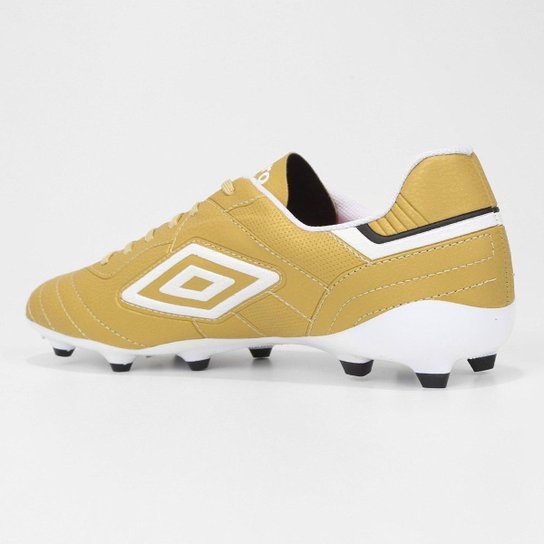 Chuteira Campo Umbro Speciali III League