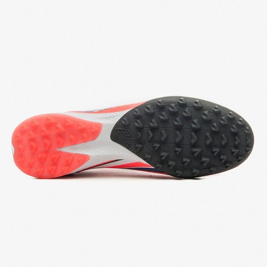 Chuteira Society Umbro Astro