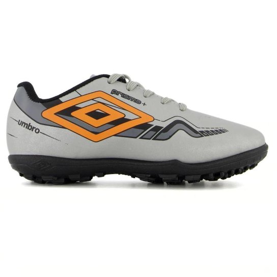 Chuteira Society Umbro Prisma+ 36 Infantil - Preto e Laranja