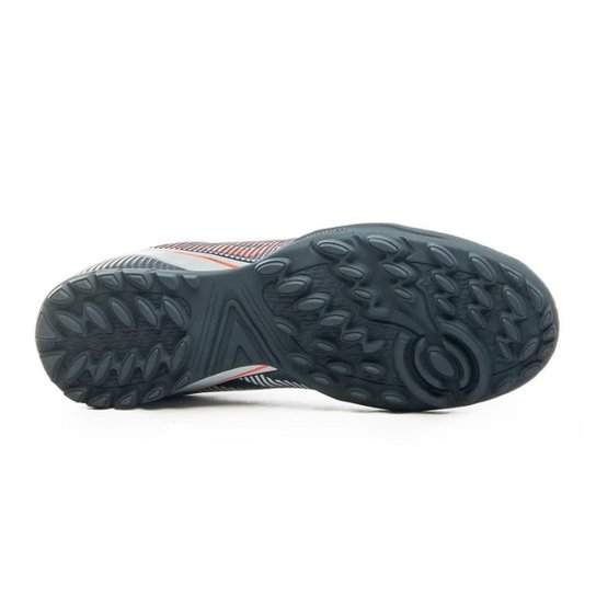 Chuteira Society Umbro Stride