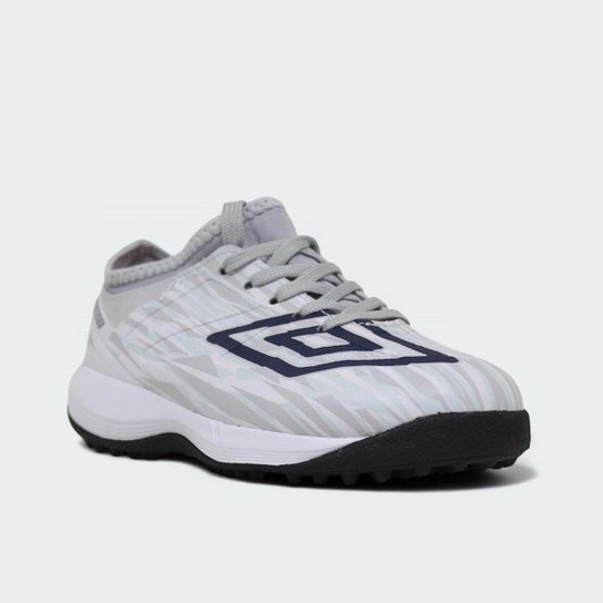 Chuteira society Umbro Ultimate infantil - cinza e azul