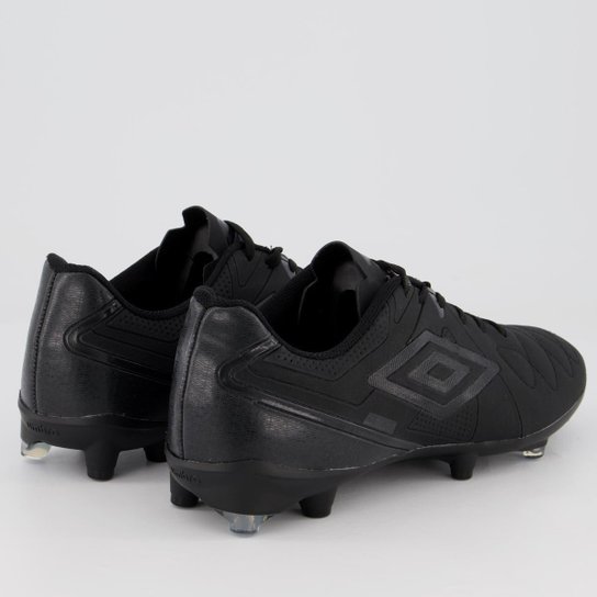 Chuteira Umbro Attak Eternal Campo All Black