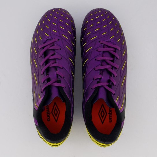 Chuteira Umbro Domain Campo Roxa e Preta