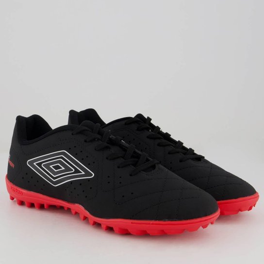 Chuteira Umbro Neo Striker Society Preta e Vermelha
