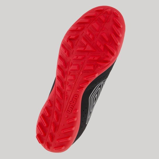 Chuteira Umbro Neo Striker Society Preta e Vermelha