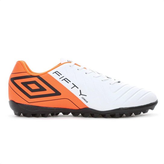 Chuteira Umbro Society Fifty Vi League Branco Laranja Fluor e Preto - Masculino